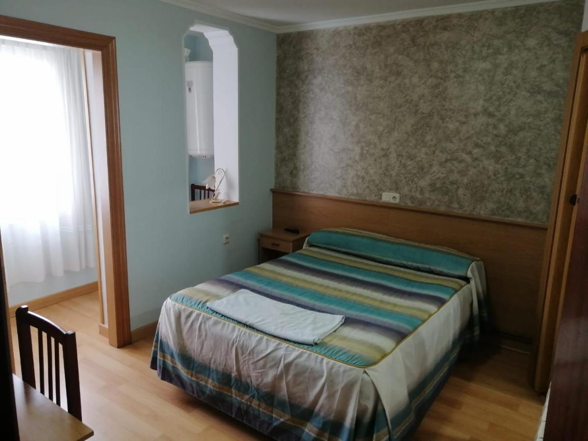 Hostal Castilla Miranda de Ebro Buitenkant foto